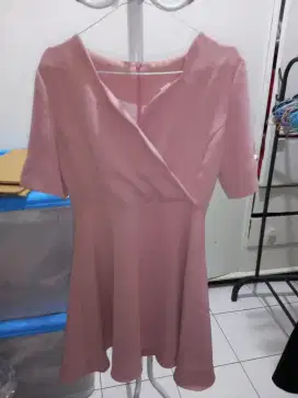 Mini dress/dress pendek pink (open nego)