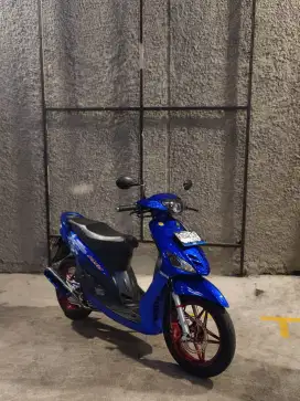 Yamaha Mio Sporty Biru Candy