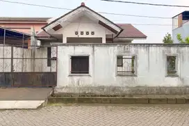 DIjual Rumah Strategis di Taman Kota Bekasi