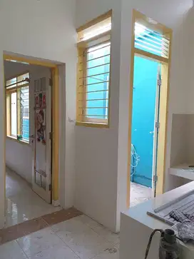 Ruko Jendral Sudirman Disewa/jual 2 Lantai Siap Pakai 2 Ruangan Besar