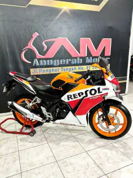 Honda CBR 150 Repsol TH 2015 Odo 18rb slow on going
