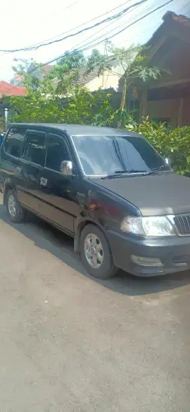 Di jual kijang lgx 1,8 efi 2003