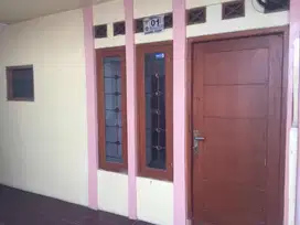 Disewakan rumah Tahunan di daerah Slipi Jakarta Barat
