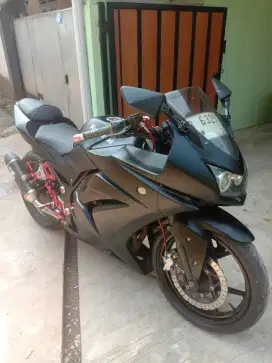 Bismillah. Ninja 250 karbu 2009