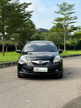 HONDA BRIO E AT 2014 HITAM PROMO DP MINIM