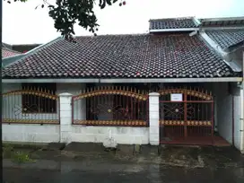 Rumah dijual di Bolon Colomadu Karanganyar