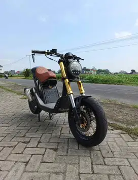 Mio Custom Scrambler