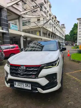 Toyota Fortuner TRD