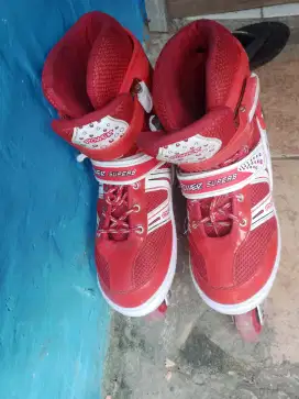 Sepatu roda anak