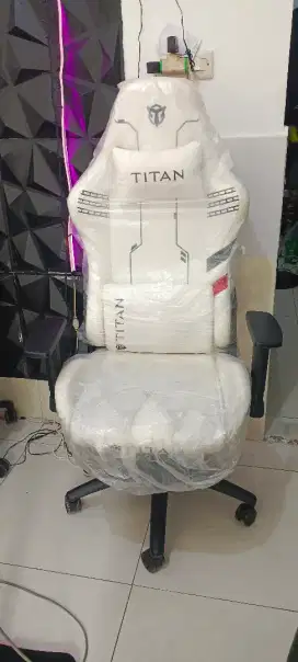 KURSI GAMING SERBAGUNA TITAN NO MINUS