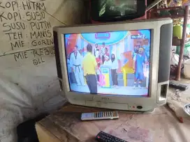 jual tv 21in Akira nomines harga 300 nego siap antar
