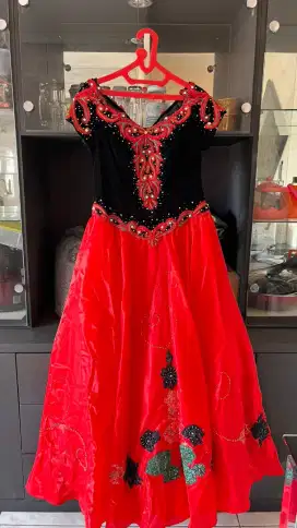 BAJU PESTA WANITA DEWASA merah hitam