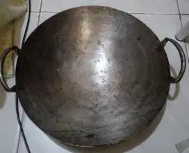 Wajan plat besi (seblak,nasgor,mie tektek dll)size 32 cm
