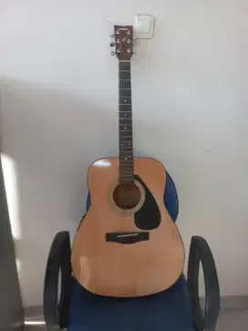 Gitar Akustik Mulus