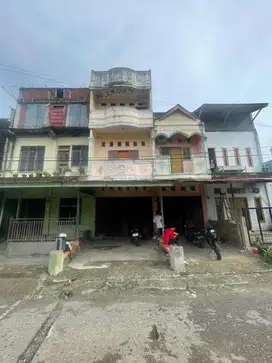 Di jual Toko 3 Lantai
