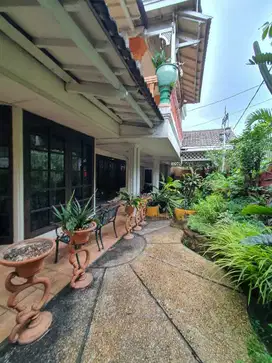 Dijual Cepat Rumah 2 lantai di Gandaria, Jakarta Selatan