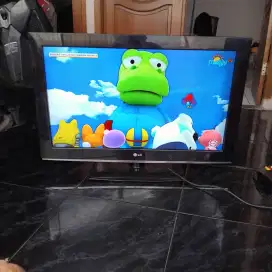 JUAL TV MERK LG 32
