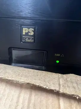 Amplifier ps audio 100