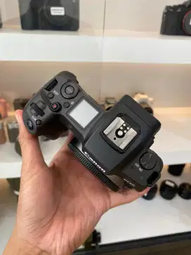 CANON EOS R LIKE NEW