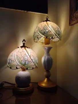 Lampu meja Antik kuno