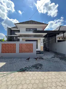 RUMAH BARU MEWAH LIMASAN MODERN DALAM CLUSTER DI WEDOMARTANI NGEMPLAK