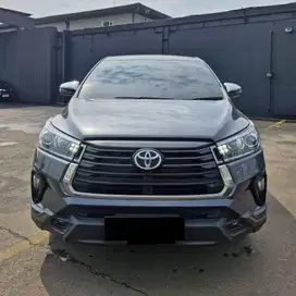 Toyota Innova Venturer 2.4  AT Thn 2022