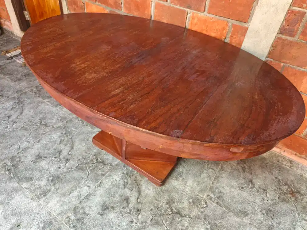 Meja makan vintage kwalitas premium