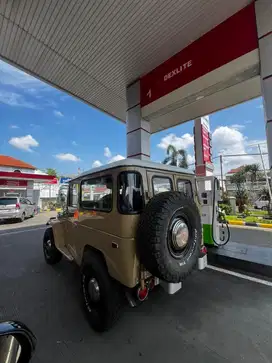 Land cruiser hardtop