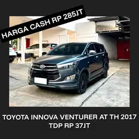 TOYOTA INNOVA VENTURER AT TH 2017