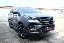 2022 TOYOTA FORTUNER 2.8 VRZ GR SPORT DIESEL