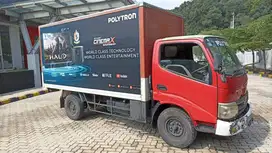 Jual Truk Box HINO Engkel 2011