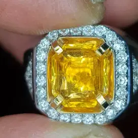 Yellow Sapphire Ring Emas Berlian