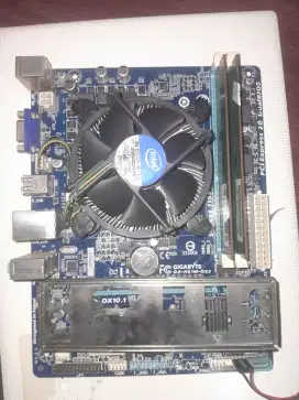 BORONGAN 3 BIJI MOTHERBORD H61