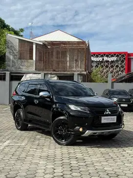 Pajero Sport Dakar Rockford Black Edititon