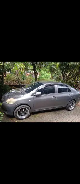Toyota Limo 2012 Bensin
