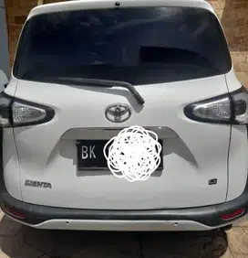 Sienta 2017 type G Manual