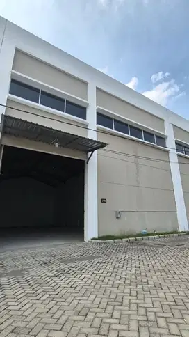 GUDANG BARU GRESS DI DRIYOREJO GRESIK SELANGKAH KE SURABAYA MARGOMULYO