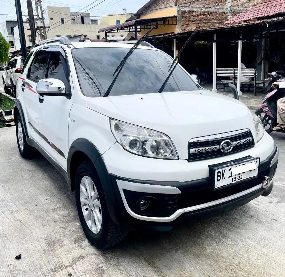 TDP 17jt! Daihatsu Terios 1.5 TX Manual Lengkap 2015 Rush