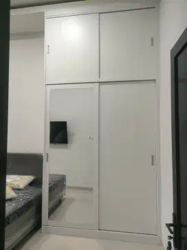 Lemari pakaian susun almari baju pintu sleding