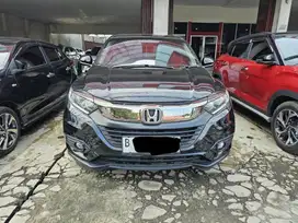 Honda HRV E AT ( Matic ) 2019 Hitam  Km low  64rban plat ganjil  depok