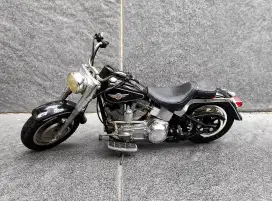 diecast harley davidson ertl skala 10