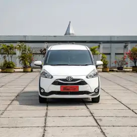 Sienta V 1.5 At 2020 Putih KM 20rRban Tdp15jt
