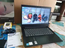 Laptop lenovo s145 mewah like new