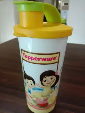 Tumbler Tupperware