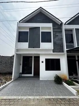 Rumah 2 lantai Nggak sampai 700 juta,