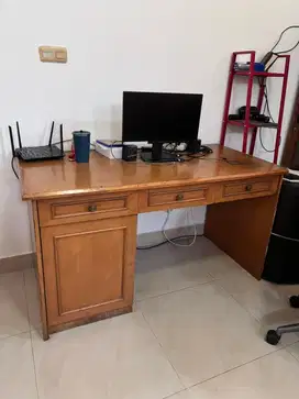 meja kerja / meja jualan dari kayu asli