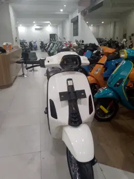 PIAGGIO VESPA SPRINT 150 2016 PERFECT CONDITION