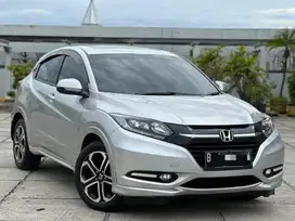 Honda HRV 1.8 Prestige 2015 Istimewa