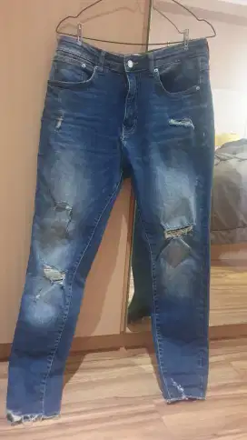 Celana jeans pull & bear pria size 31 (skinny)