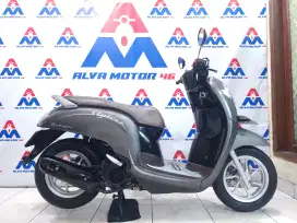 ( KREDIT DP 500 RB ) HONDA SCOOPY STYLISH BAN DONAT TH 2018 GREY MATT